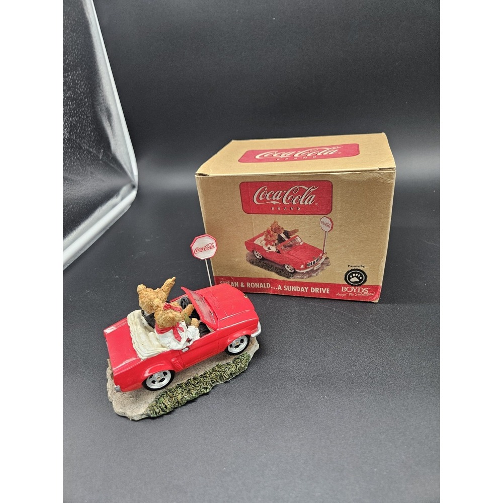 Boyds Bears Coca-Cola Resin Figuring - Susan & Ronald…A Sunday Drive #919988